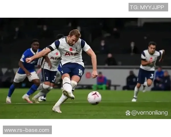 曼联与北京现代精彩对决视频回顾全场精彩瞬间与战术分析